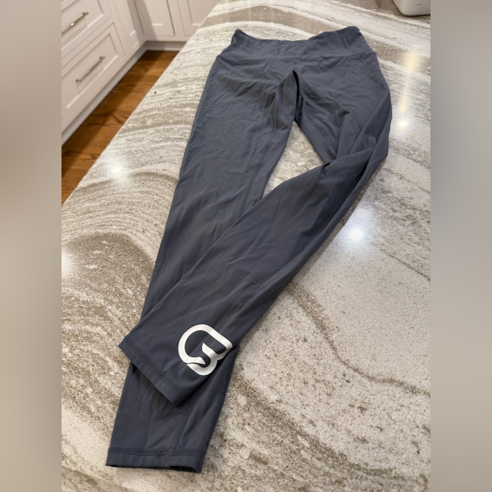 Varley Cyclebar branded gray leggings like new size S